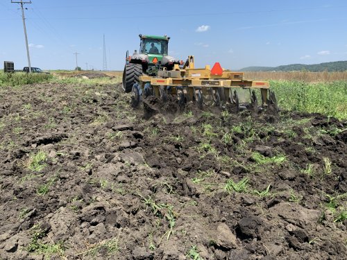 The MU Graves-Chapple Research Center team repairing damage from spring 2019 floods.